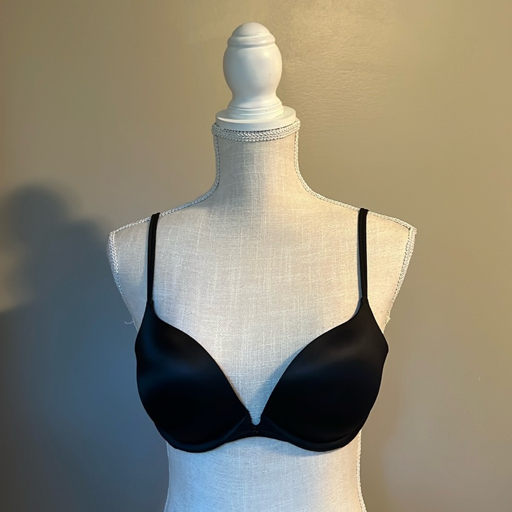 Victoria’s Secret Very Sexy Push-Up Bra